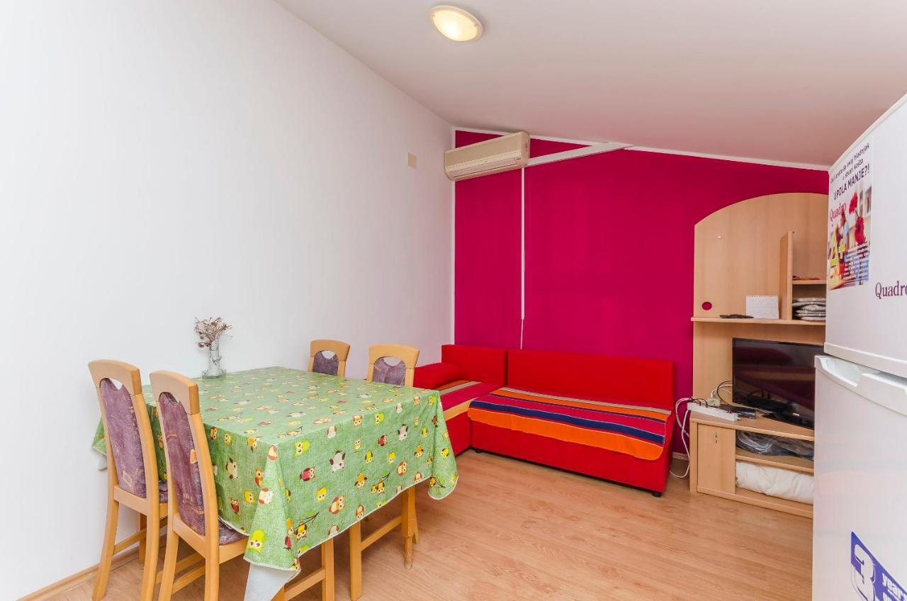 Apartments Mira I Vodice Exterior photo